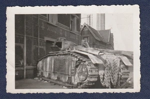 Foto 2 WK   Frankreich Panzer Char B 1 original Foto ca 9 cm x 6 cm - Bild 1 von 2
