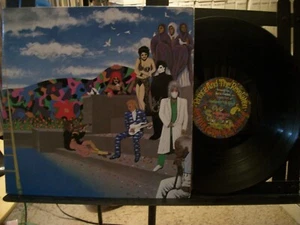 PRINCE AND THE REVOLUTION Around The World In A Day LP Sehr guter Zustand + 1985 WB - Bild 1 von 2
