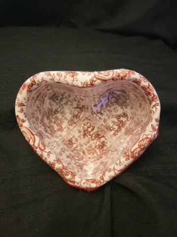 LONGABERGER 2000 LOVE CENTURY CELEBRATION HEART BASKET CLOTH & PLASTIC LINERS Cover