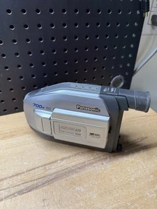 (C) PANASONIC Camcorder PV-L353D Compact VHS VHS-C No Battery/Charger - Picture 1 of 6