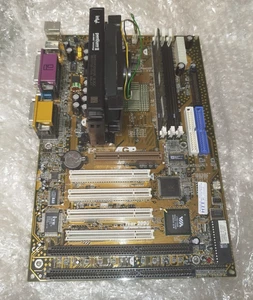 Slot 1 Motherboard Chaintech (VIA Apollo Pro133) + Pentium II 300Mhz CPU - Picture 1 of 16