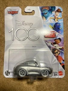 Disney Pixar Cars - Sally ( Porsche ) Silver - 100 Anni Disney - 1:55 Nuova 2023 - Foto 1 di 2