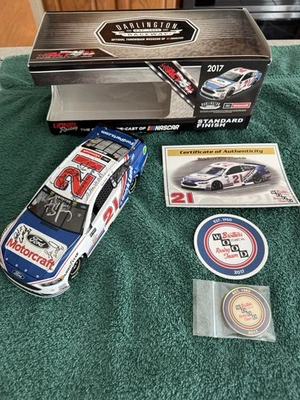 2017 1:24 Ryan Blaney Signed W/COA Triple Crwn Set Kyle Petty Darlington 132/504 - Image 1 of 4