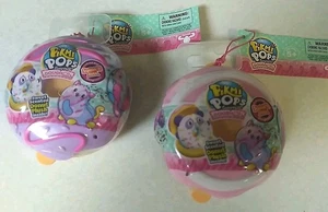 Nuevo Nuevo de Lote Antiguo 2018 2 Lindos Pikmi Pops Sorpresa Doughmis Dulce Aroma Peluche Púrpura Rosa  - Imagen 1 de 5