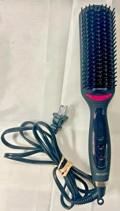 Revlon Heated Salon Brush Straight And Shine RVST2168 4 1/2 Inches Nice - Picture 1 of 5