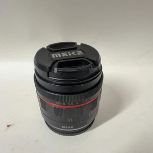 Montaje Meike 50 mm f/2,8 50 mm f/2,8 M4/3 - Imagen 1 de 8