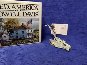 Vintage LOWELL DAVIS Broken Dreams Figurine Bird Farm - Picture 1 of 6