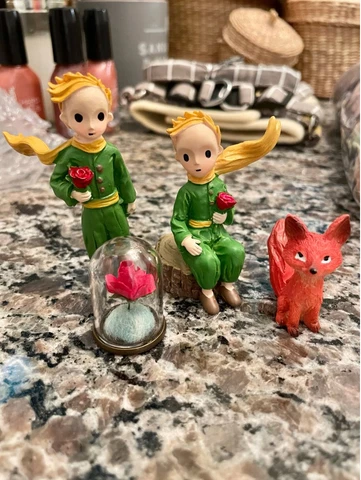 Lovely The Little Prince Action Figure Fox Rose Resin Figurine Free Shipping Cover