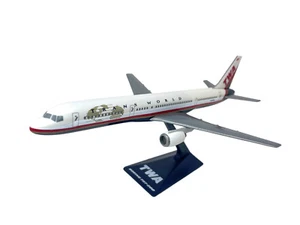 Flight Miniatures TWA (95-01) Boeing 757-200 1:200 Scale Model Airplane - Picture 1 of 3