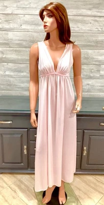 Gorgeous Vintage Pink Nylon Nightgown Negligee Val Mode Sz S - Image 1 of 4