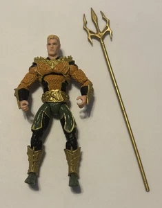 DC Collectibles Injustice Gods Among Us - Aquaman 3.75” Loose Figure - Picture 1 of 3
