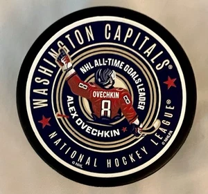 ALEXANDER OVECHKIN 895 TORE HOCKEY PUCK 3D WASHINGTON CAPITALS NHL TORFÜHRER - Bild 1 von 2