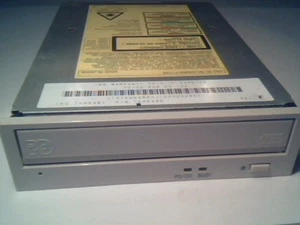 IBM 76H0481 CD-ROM PDCD-ROM PD/CDROM Drive IDE Optical 300/600 Intellistation - Picture 1 of 5