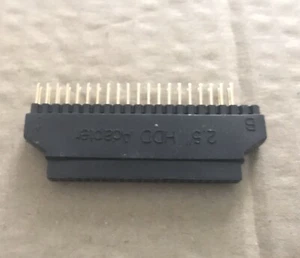 Ide adapter 40 Pin 3.5 to 2.5 Hard Disk PC to Notebook - Foto 1 di 1