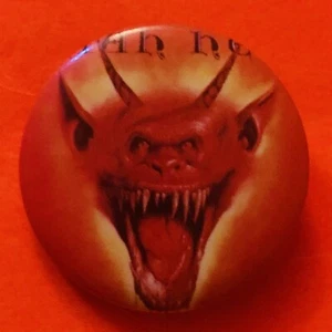 Pin Banda URIAH HEEP Abominog De Colección Años 80 Pinback Botón Rock Insignia Original 1982 - Imagen 1 de 2