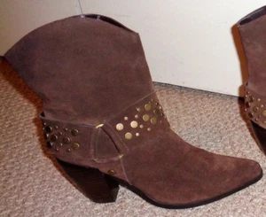 COLLIN STUART BROWN SUEDE LEATHER WESTERN COWBOY ANKLE BOOTS WOMEN SIZE 10 B - Picture 1 of 12