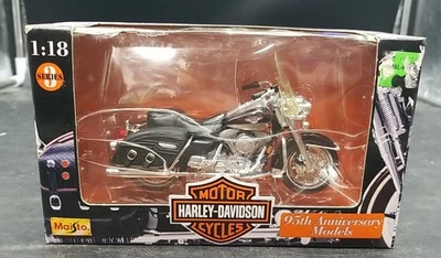 Harley Davidson Road King escala 1/18 Die Cast Road King Maisto  Foto 1 de 4