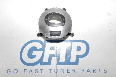 08-13 AUDI R8 4.2L V8 OEM PALANCA DE CAMBIOS AUTOMÁTICA PLÁSTICO ENVOLVENTE PLATA NEGRO STOCK Foto 1 de 4