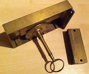 Cerradura de puerta original victoriana antigua de latón macizo para guardar llave castillo de iglesia (GR438) - Imagen 1 de 7