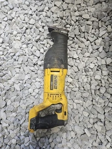 DeWalt DCS381 20V MAX Reciprocating Saw Tested Good - Picture 1 of 2