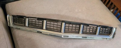 2012 2013 Cadillac CTS Parrilla de Parachoques Delantero Inferior Central 20995559 OEM Foto 1 de 4