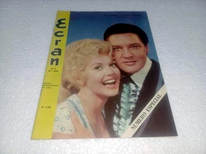ELVIS PRESLEY & DONNA DOUGLAS - NANCY SINATRA - VINTAGE COVER MAG - 1966 - Picture 1 of 2
