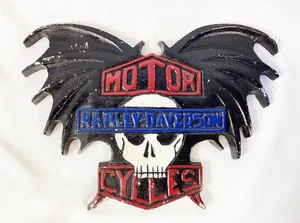 Harley Davidson Cycles Schild dick Metallguss Fledermaus Totenkopf Wandschild Plakette 7x10 - Bild 1 von 4