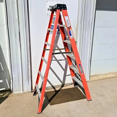 6 ft Werner Type IA Fiberglass Step Ladder 300Lbs Model NXT1A06 Extra Heavy Duty - Image 1 of 4
