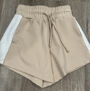Five Dancewear hellbraune und weiße Shorts Colorblock Jugend XL - Bild 1 von 5