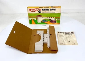 Vintage Hot Wheels Redline 1970 Bridge 3 Pack Unused in Box - Picture 1 of 20