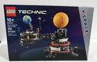 LEGO® Technic™ Planet Earth and Moon in Orbit 42179, 10+, 526 pcs/pzs (d9)