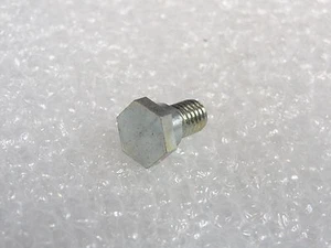 Kawasaki NOS NEW 92001-068 Seal Plate Bolt W1 W2 W1SS W2SS W2TT Commander - Picture 1 of 2
