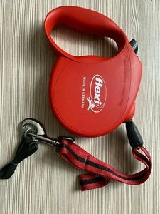 Flexi Retractable CORD Dog Lead RED SMALL DOG New Classic Design UP TO 12KG - Picture 1 of 3