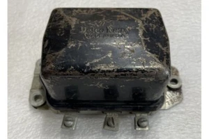 1118736B, 1118 736B, Delco Remy 14V Aircraft Voltage Regulator - Picture 1 of 2