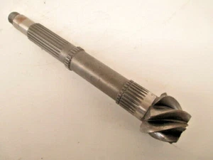 Kubota Pinion For LL3300DT/L3600DT Tractor (TA040-21700) - Picture 1 of 6