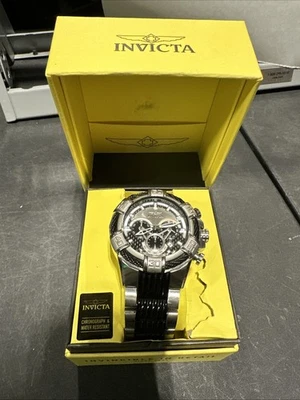 Reloj Pulsera Hombre Invicta Bolt 52mm Plateado Acero Inoxidable - Nuevo Con Imperfección Foto 1 de 4