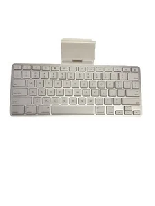 Apple iPad Keyboard Dock A1359 30-Pin 1st, 2nd Generation iPad Accessory - Picture 1 of 3