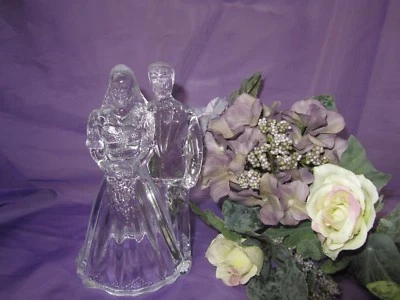 Topper cristalino de novia y novio GA-A-9 Foto 1 de 4