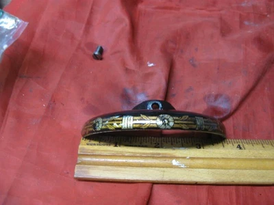 Máquina de coser Singer 27 CINTURÓN PROTECTOR ESFINGE MEMPHIS VINTAGE Foto 1 de 4