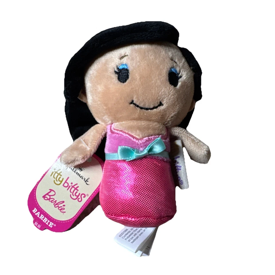 ITTY BITTYS SELLO ASIÁTICO BARBIE PELUCHE JUGUETE Pelo Negro Nuevo con Etiquetas Foto 1 de 1