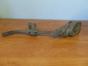 Tractor Vintage Part Unknown FOR PARTS WHAT IS IT??? - Picture 1 of 18