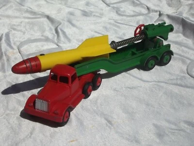 CRESCENT 1/43 CIRCA CAMION CON SEMIRIMORCHIO LANCIA MISSILE VEDI DESCRIZIONE - Immagine 1 di 4