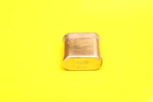 CRYSTAL - QUARTZ - 4300 kHz - 4.30 MHz - CR-18/U case - GRC-9 - Photo 1/2