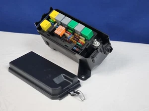 ๐
06-12 Mercedes ML350 GL350 Front SAM Fuse Box Relay Control 1645402972 - Picture 1 of 6