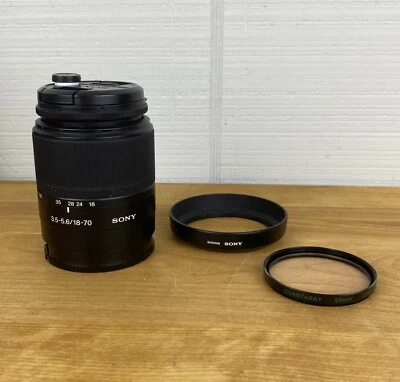 Sony DT 18-70mm f3.5-5.6 Lens A-Mount w Quantaray 55mm QMC-1A Filter & Lens Hood - Image 1 of 4