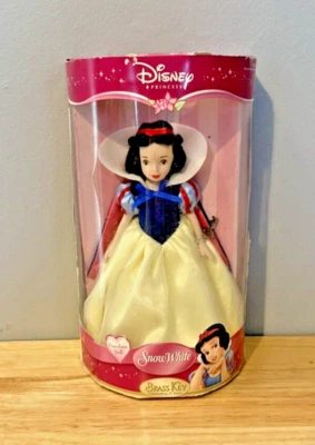 Muñeca de porcelana Brass Key Disney Blancanieves 6,5" 2006 Foto 1 de 4