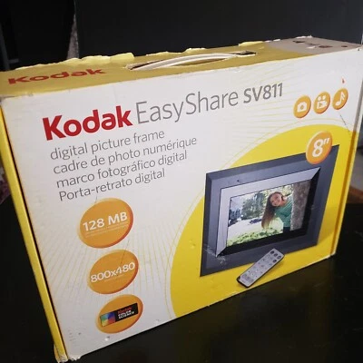Kodak EasyShare SV811 8" Digital Picture Frame - Image 1 of 4
