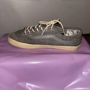 VANS Women’s Sneakers Size 7.5 Gray Canvas & Suede Low Top Lace Ups Off The Wall - Picture 1 of 10