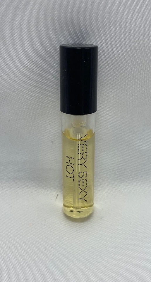 NUEVO Victoria’s Secret MUY SEXY CALIENTE Eau de Parfum Spray Muestra .09fl oz. Foto 1 de 1
