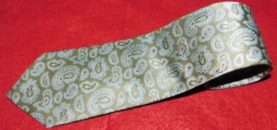 TASSO ELBA ЗЕЛЕНЫЙ/СИНИЙ/БЕЛЫЙ ПЕЙСЛИ ГАЛСТУК - ГАЛСТУКИ - ГАЛСТУКИ - ДИЗАЙНЕРСКИЕ ГАЛСТУКИ. - Изображение 1 из 3